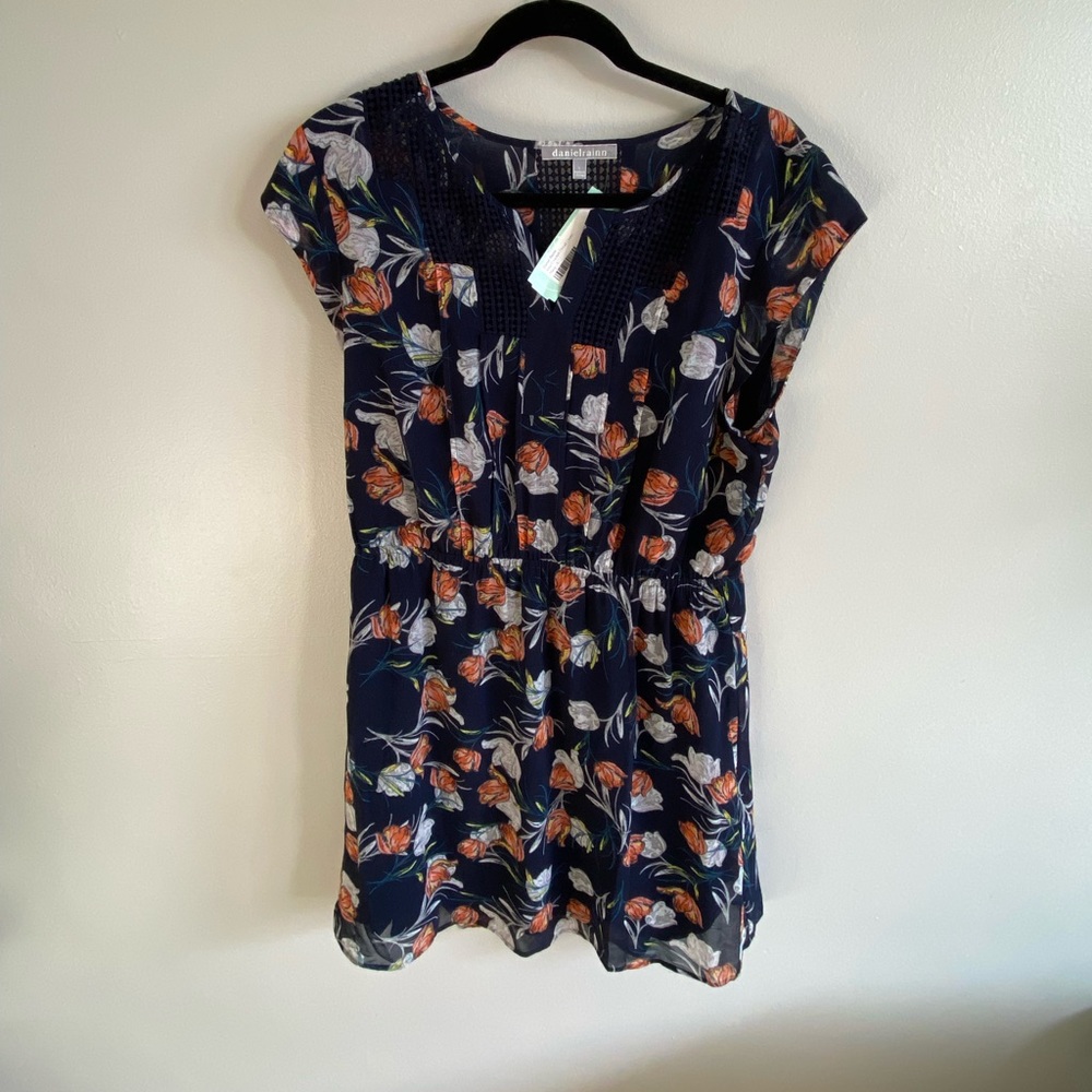 BRAND NEW- Navy floral short sleeved dress with crochet details